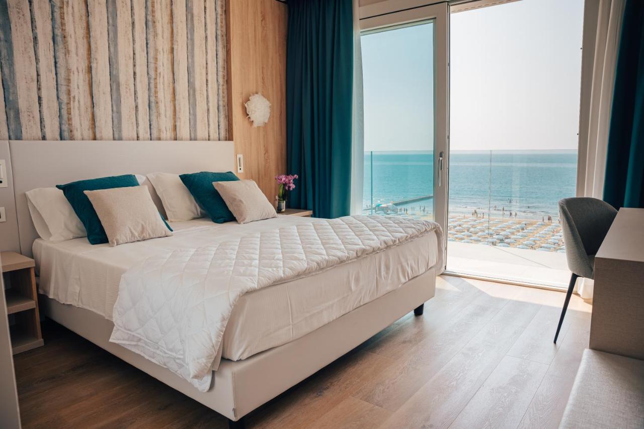 Galassia Suites&spa 4*